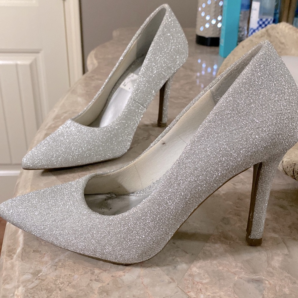 Size 7 high heels